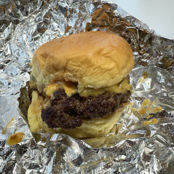 20 Gram Café - Cheeseburger - Coffee & Tea Near Me - Brooklyn, New York