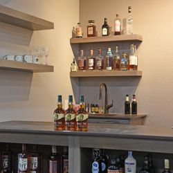 931 Wine & Spirits