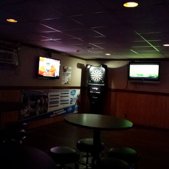 Hilltop East Tavern - Dive Bars Near Me - Indianapolis, Indiana