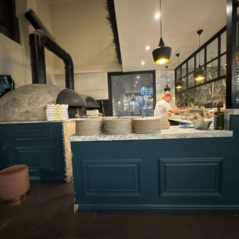 Pizzeria Reginè - Chef - Pizza Near Me - NA, NA Pizzeria Reginè - Chef - Pizza Near Me - NA, NA