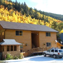 Ski Town Condos - Colorado travel deals can't be beat while staying at Ski Town Condos at Monarch.