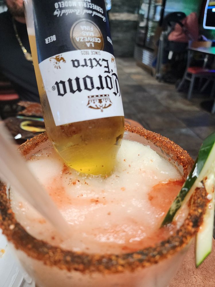 Food from Mariscos El Huichol