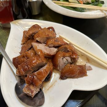 Royal Kitchen - Duck - Cantonese Near Me - Bellevue, Washington