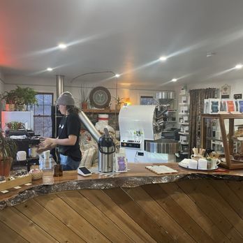 1a Coffee Roasters - Barista at work - Coffee Roasteries Near Me - Marlboro, Vermont