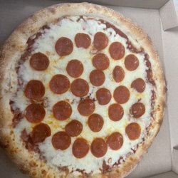 DJ’S Pizzaria
