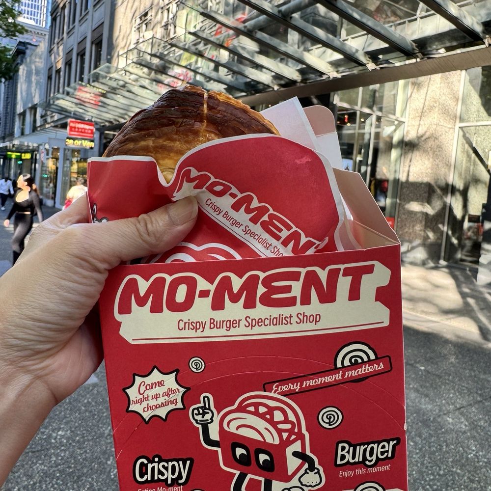 Mo-Ment - Burgers Near Me - Vancouver, British Columbia