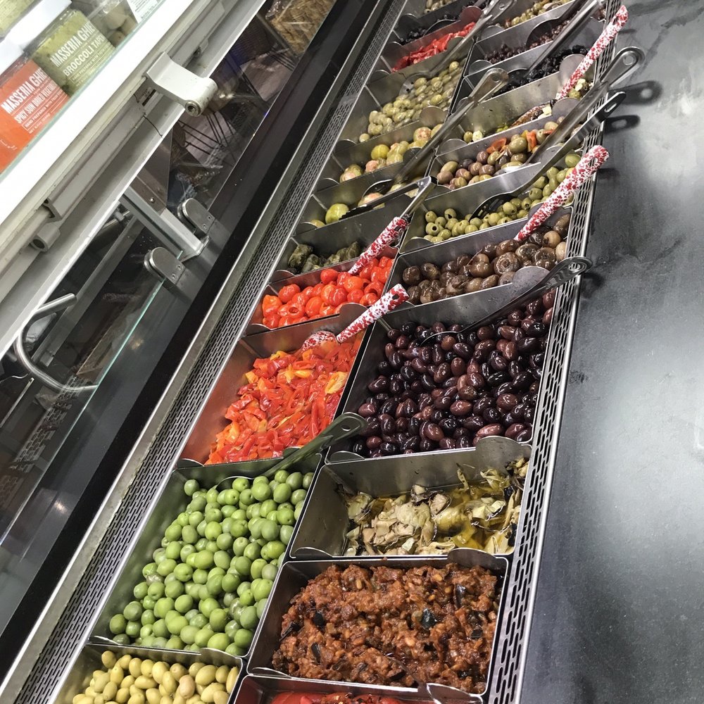 Murray's Cheese - Bleecker - Olive bar - Cheese Shops Near Me - New York, New York Murray's Cheese - Bleecker - Olive bar - Cheese Shops Near Me - New York, New York