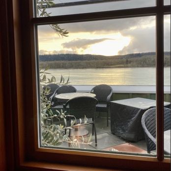 McMenamins Kalama Harbor Lodge - Hotels Near Me - Kalama, Washington McMenamins Kalama Harbor Lodge - Hotels Near Me - Kalama, Washington