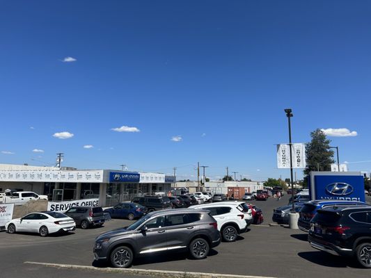 TEAM HYUNDAI OF BEND - Updated April 2025 - 36 Photos & 51 Reviews ...