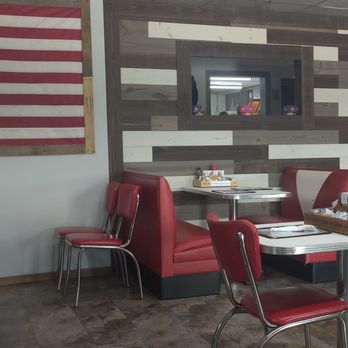 Millgrove Diner - Snapshot of dining area. - Diners Near Me - Quincy, Indiana Millgrove Diner - Snapshot of dining area. - Diners Near Me - Quincy, Indiana