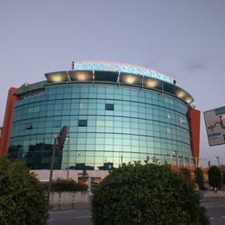 Antony Palace Hotel - Antony Palace at dusk.