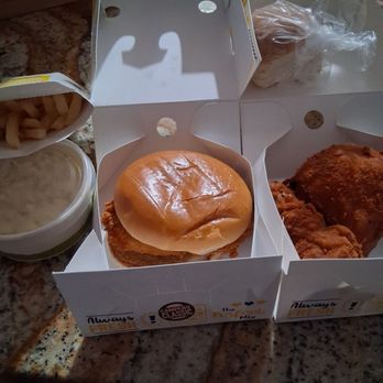 Pollo Campero - Chicken sandwich, fries 2 piece meal coleslaw biscuit - Chicken Shop Near Me - Victorville, California Pollo Campero - Chicken sandwich, fries 2 piece meal coleslaw biscuit - Chicken Shop Near Me - Victorville, California