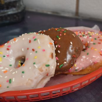 Olde Tyme Donuts - Vanilla/chocolate/strawberry sprinkle donuts - Donuts Near Me - Springdale, Arkansas Olde Tyme Donuts - Vanilla/chocolate/strawberry sprinkle donuts - Donuts Near Me - Springdale, Arkansas