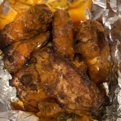Papa Johns Pizza - Buffalo sauce flavored wings