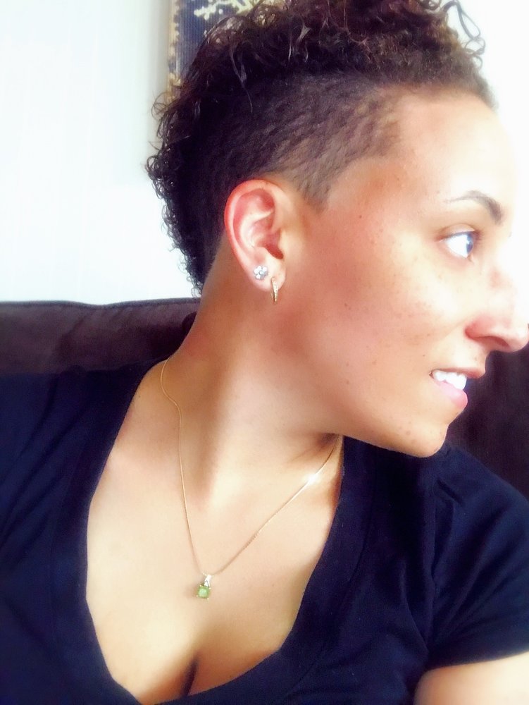 HEAD ARTIST UNISEX SALON 8045 Frankford Ave, Philadelphia