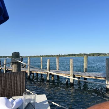 River Crab Blue Water Inn - Hotels Near Me - St. Clair, Michigan River Crab Blue Water Inn - Hotels Near Me - St. Clair, Michigan