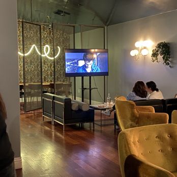 Smic's - Twilight Marathon (themed night) - Bars Near Me - Sacramento, California