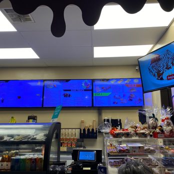 Chocolate Bash - Good place, excellent desserts. Recommend trying the lava cake. - Desserts Near Me - Tustin, California Chocolate Bash - Good place, excellent desserts. Recommend trying the lava cake. - Desserts Near Me - Tustin, California