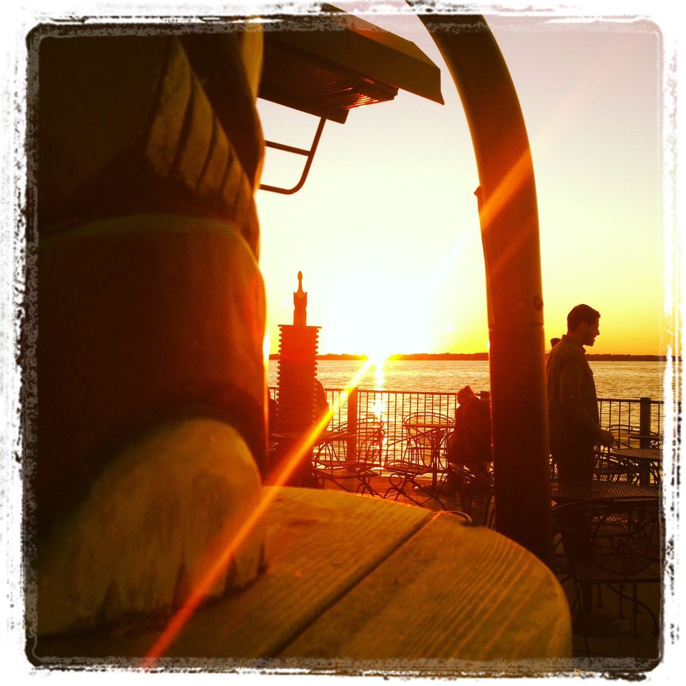 PIRATE JACK’S BAR Updated October 2024 14 Reviews 37 Lake St