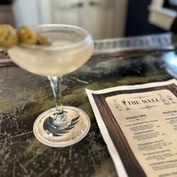 The Well Bar - Classic Collector