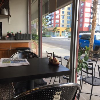 Insomnia - The view from the inside. Air conditioning and soft music - Coffee & Tea Near Me - Honolulu, Hawaii Insomnia - The view from the inside. Air conditioning and soft music - Coffee & Tea Near Me - Honolulu, Hawaii