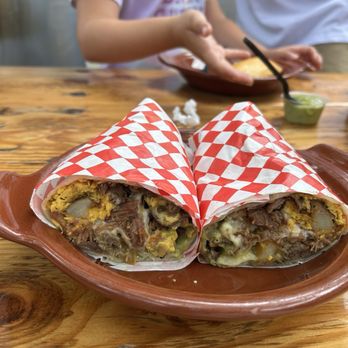 Petiscos - Tacos Near Me - Claremont, California