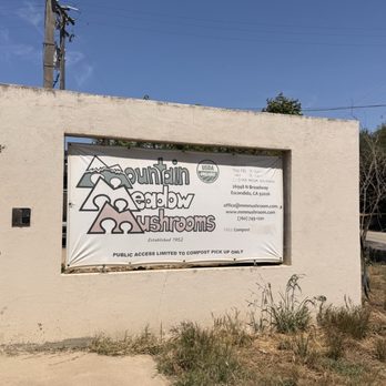 Mountain Meadow Mushrooms - Entrance signage - Specialty Food Near Me - Escondido, California Mountain Meadow Mushrooms - Entrance signage - Specialty Food Near Me - Escondido, California