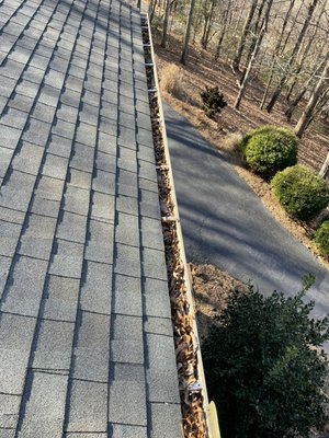 Gutter and roof Cleaning - This job took 1 hour to do cleaned out all the gutters and downspouts. We made sure they were all cleared. After we picked up all debris of the ground and finished cleaning.