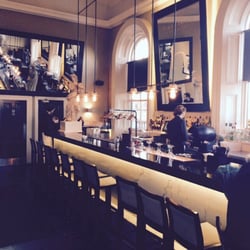 Hartley's Restaurant - Cool Bar Area