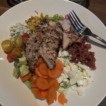 Yard House - Cobb Salad with chicken - New American Near Me - Tucson, Arizona Yard House - Cobb Salad with chicken - New American Near Me - Tucson, Arizona