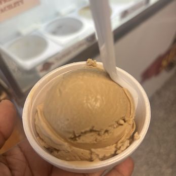Sundae's Ice Cream & Coffee - Ice Cream & Frozen Yogurt Near Me - Indianapolis, Indiana Sundae's Ice Cream & Coffee - Ice Cream & Frozen Yogurt Near Me - Indianapolis, Indiana