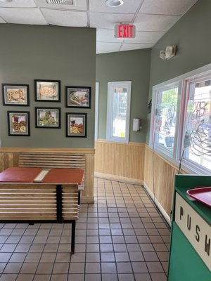 Celebrity Pizza by null