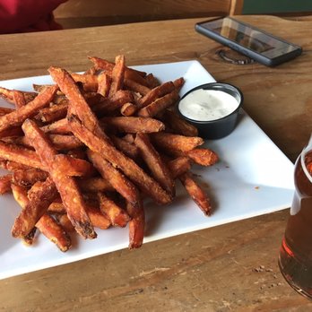 Santiam Brewing - Sweet potato fries - Brewpubs Near Me - Salem, Oregon