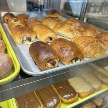 Rainbow’s Donuts - Kolachis and donuts - Donuts Near Me - Las Vegas, Nevada