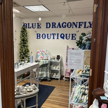 Tchotchkes - Blue Dragonfly Boutique for all of your Spa and Self Care Needs - Antiques Near Me - Morris, Illinois