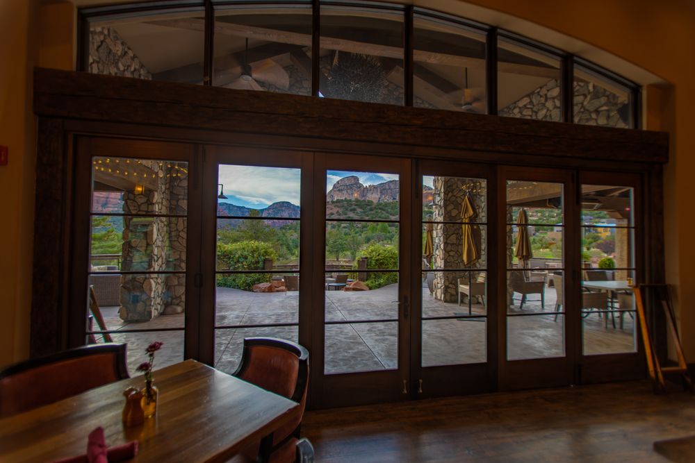 The Spot Restaurant & Bar