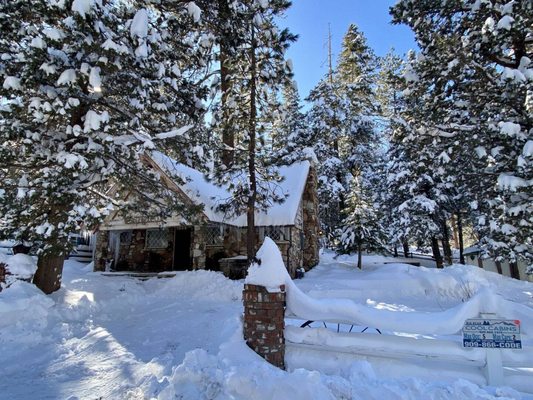 Big Bear Cool Cabins by null