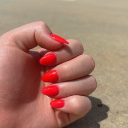 Lily Nails