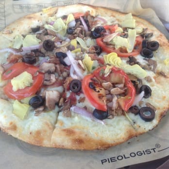 Pieology Pizzeria - Pizza Near Me - Walnut, California