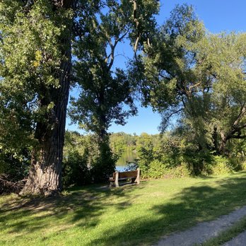 Como Lake - Benches around lake - Lakes Near Me - Saint Paul, Minnesota