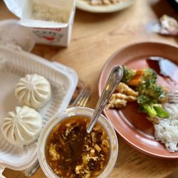 Bamboo Bamboo Chinese Restaurant - Steamed 7. BBQ BUN (4PC) 23. Hot & Sour Soup chicken 45. Vegetable Chicken