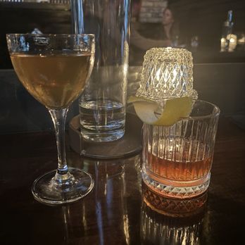 The Roosevelt Room - El Presidente & Sazerac - Cocktail Bars Near Me - Austin, Texas The Roosevelt Room - El Presidente & Sazerac - Cocktail Bars Near Me - Austin, Texas