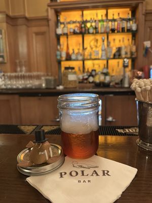 Polar Bar by null