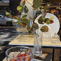 Simon Pearce - Window display
