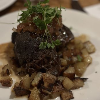 Poppy - Beef cheeks- so tender, so yummy 10/10 - Cocktail Bars Near Me - Cleveland, Ohio Poppy - Beef cheeks- so tender, so yummy 10/10 - Cocktail Bars Near Me - Cleveland, Ohio