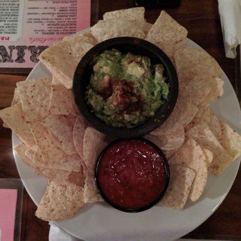 Luna Maya - Spicy Guacamole - Mexican Near Me - Norfolk, Virginia