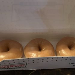 Krispy Kreme - 3 Count Original Glazed Doughnuts