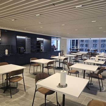 Alliance Bernstein Hq - Investing Near Me - New York, New York