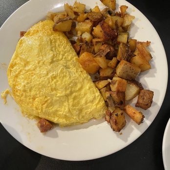 Cajun Kitchen Cafe - New Orleans Omelet - Cajun/Creole Near Me - Goleta, California Cajun Kitchen Cafe - New Orleans Omelet - Cajun/Creole Near Me - Goleta, California