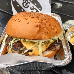 Le Bun - Truffle cheeseburger
